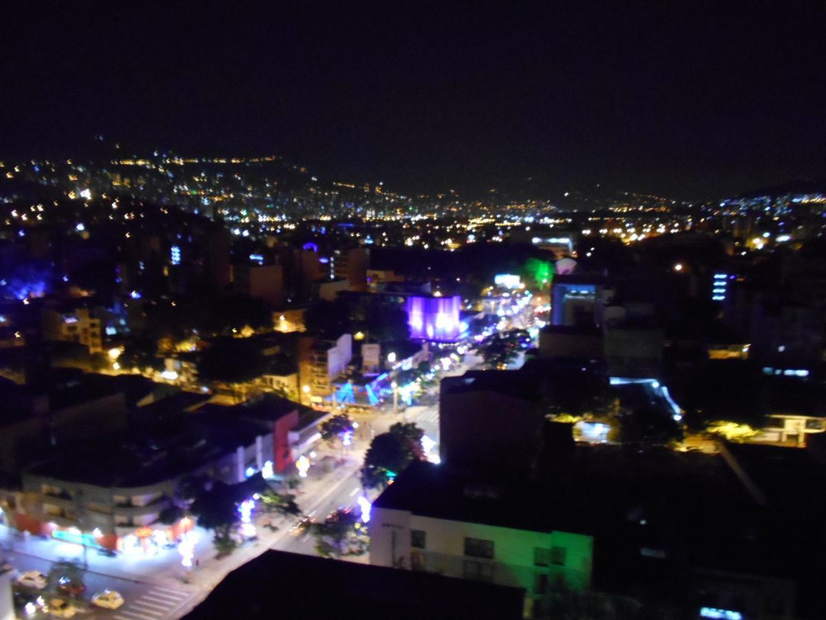 San Peter Apartments Medellín Zewnętrze zdjęcie